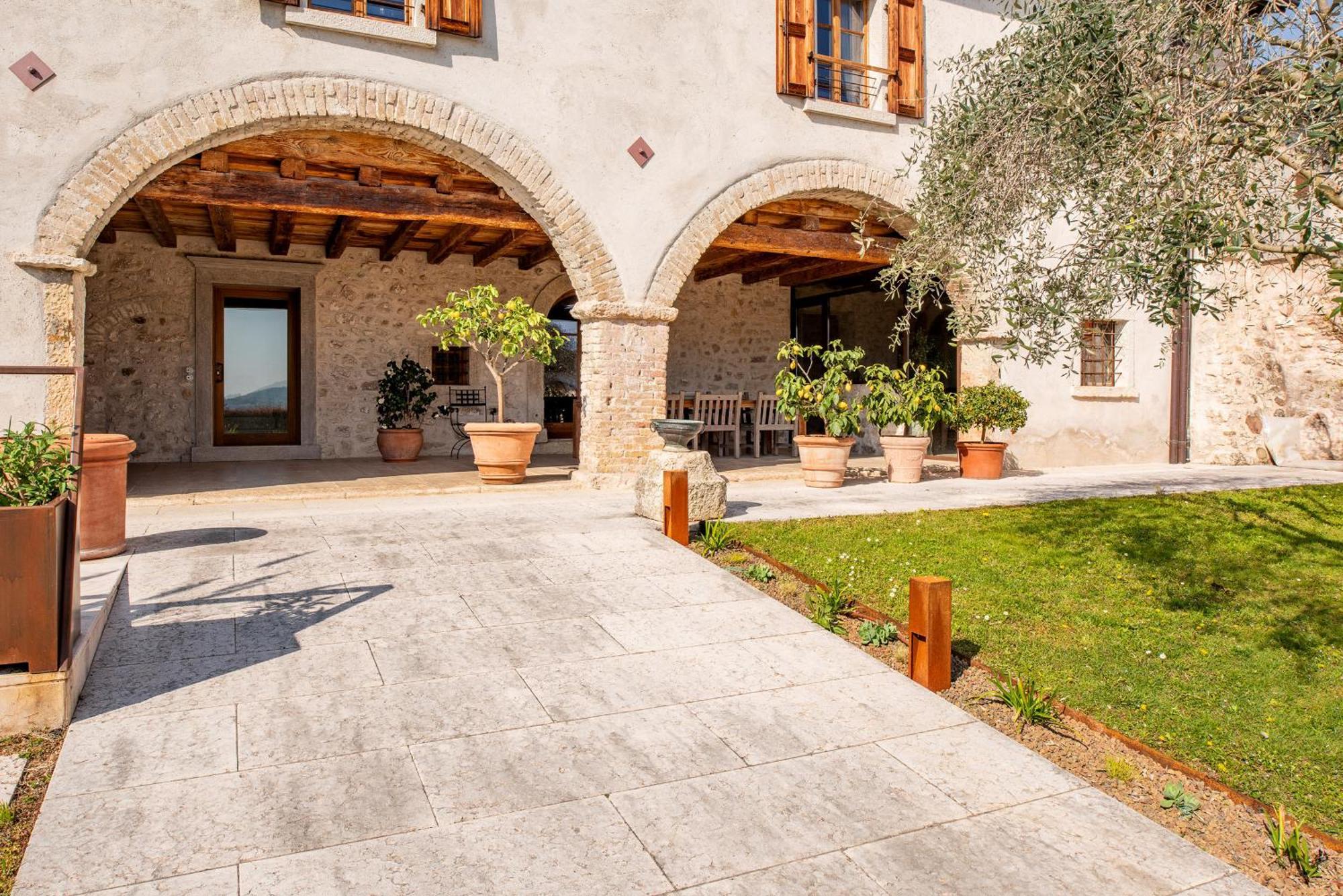 Casale Toscana Costermano Exterior photo